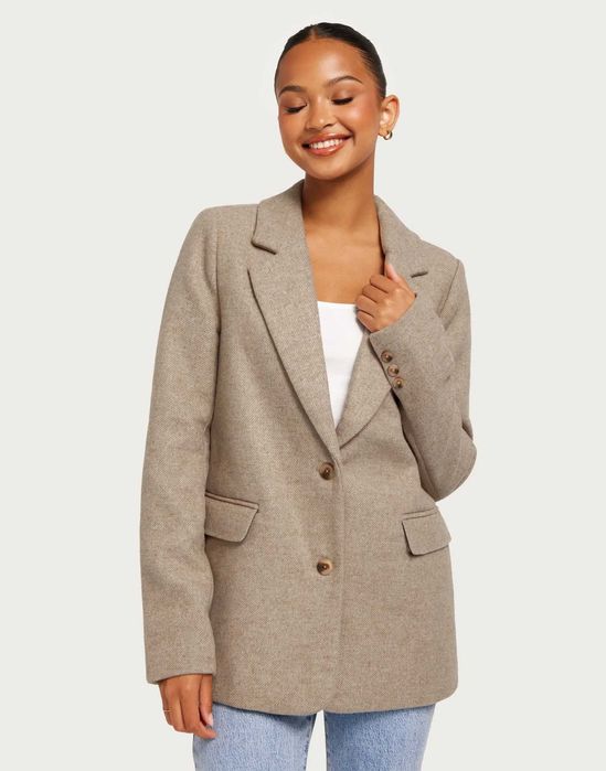 НОВО с етикет палто тип сако Noisy May