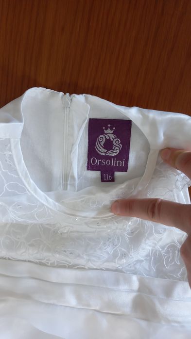 Белое нарядное платье для девочки 5-7 лет