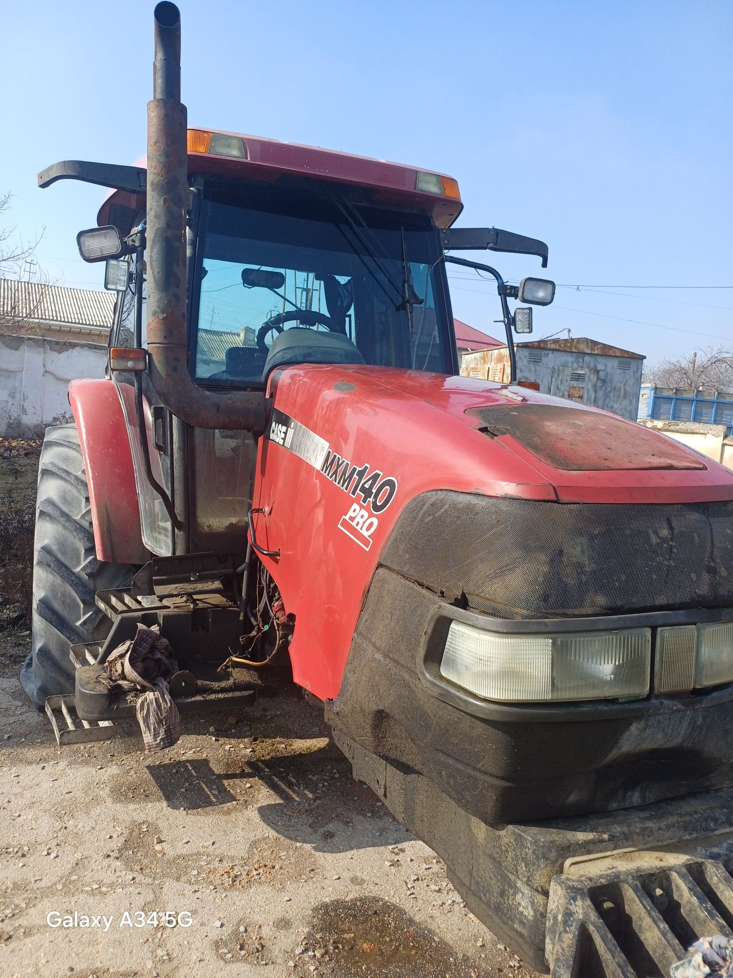 Traktor MXM140 Sotiladi.    Faqag oladiganlar tel qilsin