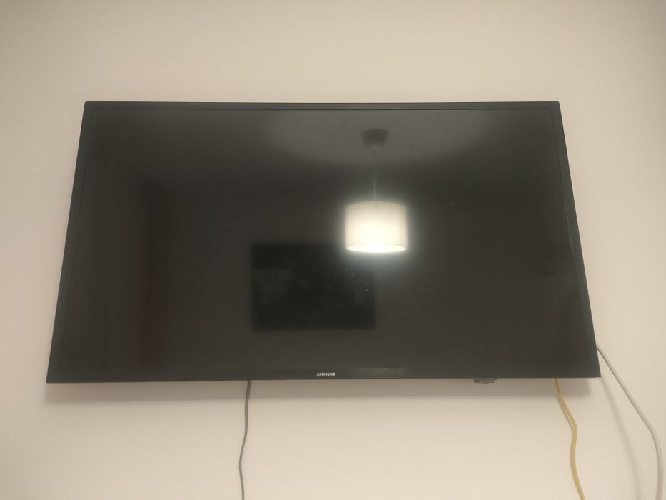 TV Samsung Led (se poate repara)