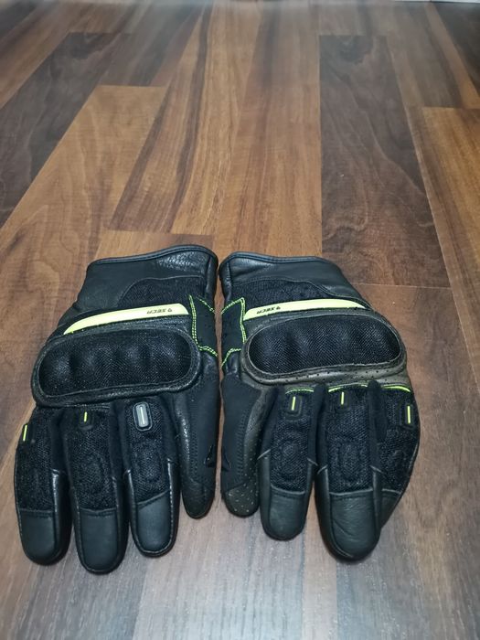 Mănuși moto Seca și Hipora