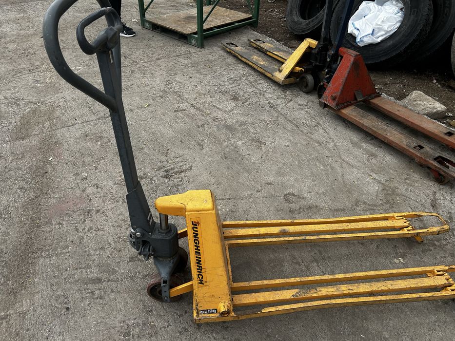 Liză manuală. De vânzare