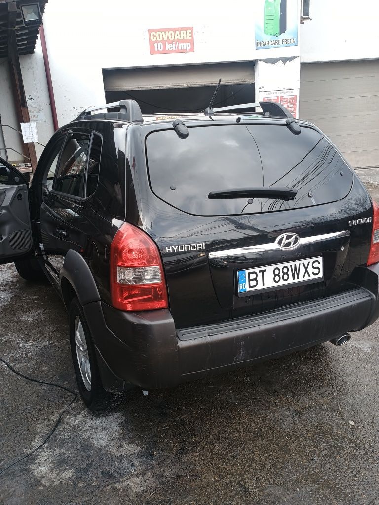 Hyundai Tucson an 2008