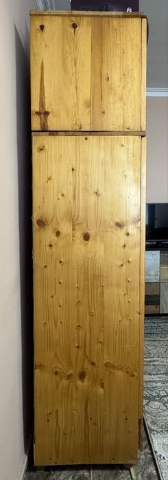 Продавам гардероб