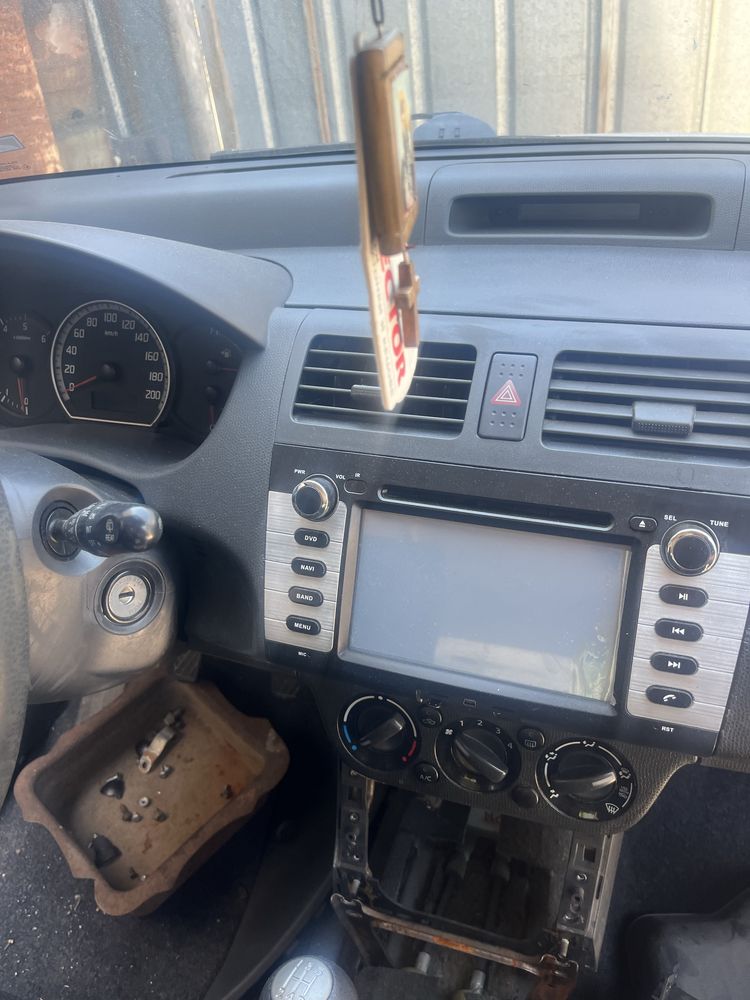 Сузуки Суифт/Suzuki Swift 1.3 дизел 2008 г. На части
