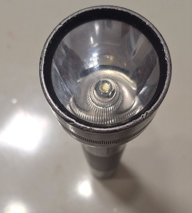 Mag lite, фенер,USA,California