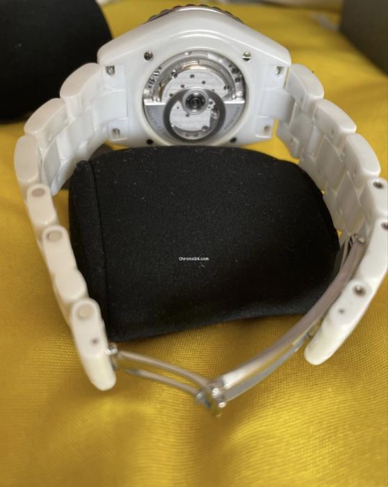 Vand ceas Chanel J 12