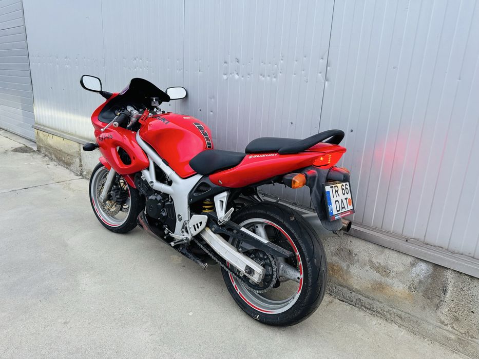 RATE FIXE fara avans Suzuki SV650S Livrare GRATUITA Buyback