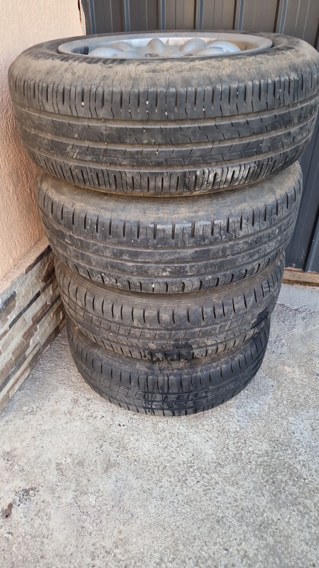 Jante Dacia Sandero 185x65xR15,88H Iarnă