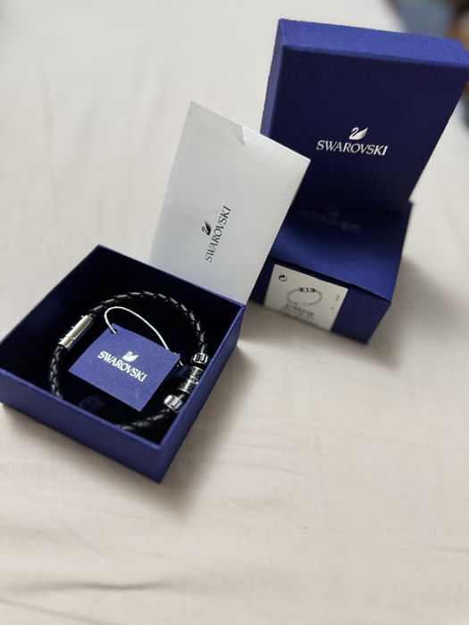 Bratara Swarovski noua