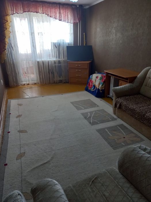 Продам 2х комнатную квартиру в центре города.