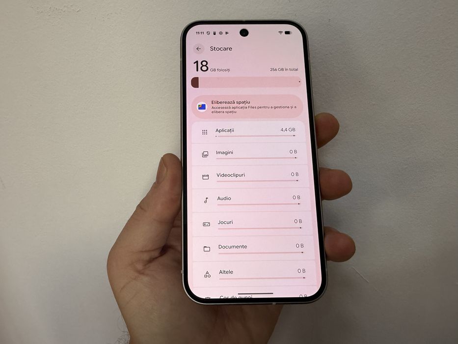 Google Pixel 9, 256 gb, 12 gb ram, 5G, Porcelain, nou