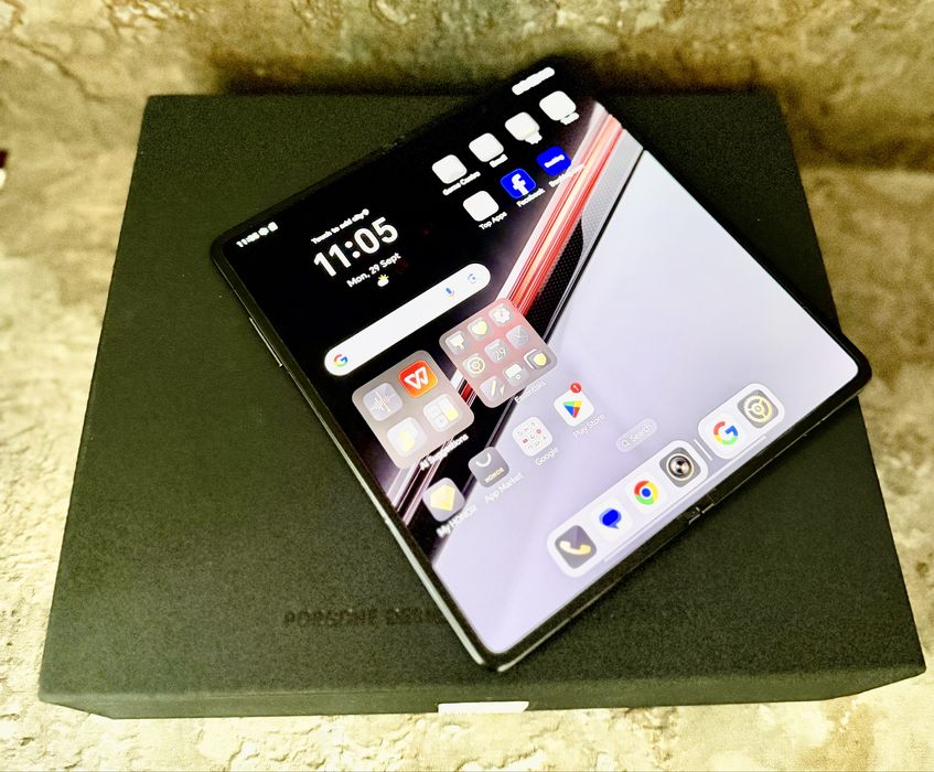 **ATS GSM**ID44620 Honor Magic V2 Porsche ED 1Tb / Garantie