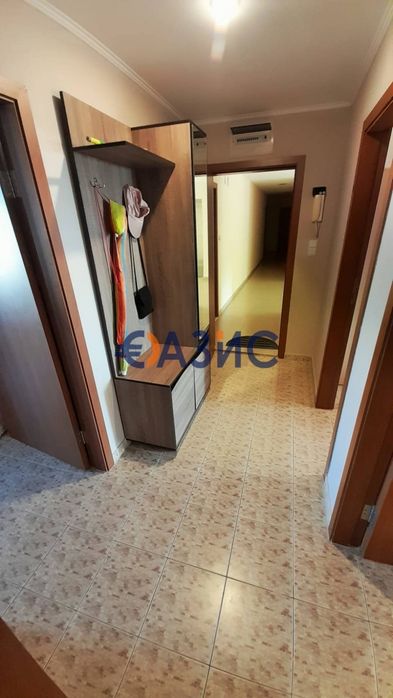 Продава се Тристаен апартамент в к.к. Слънчев бряг - 92 кв.м за 1066 €/кв.м - Снимка #2