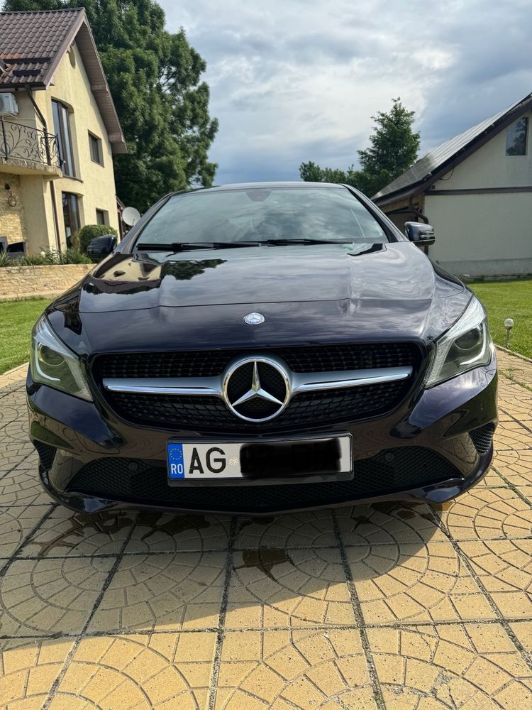 Mercedes Benz CLA 200D Violet