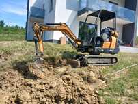 Miniexcavator Bobcat Miniîncarcător  Mini excavator  demolări  moloz