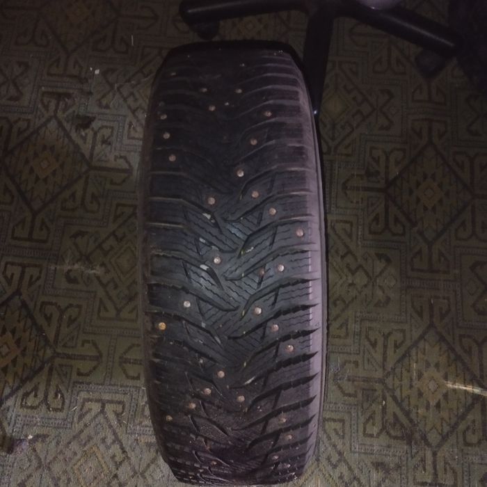 Продам зимнию резину