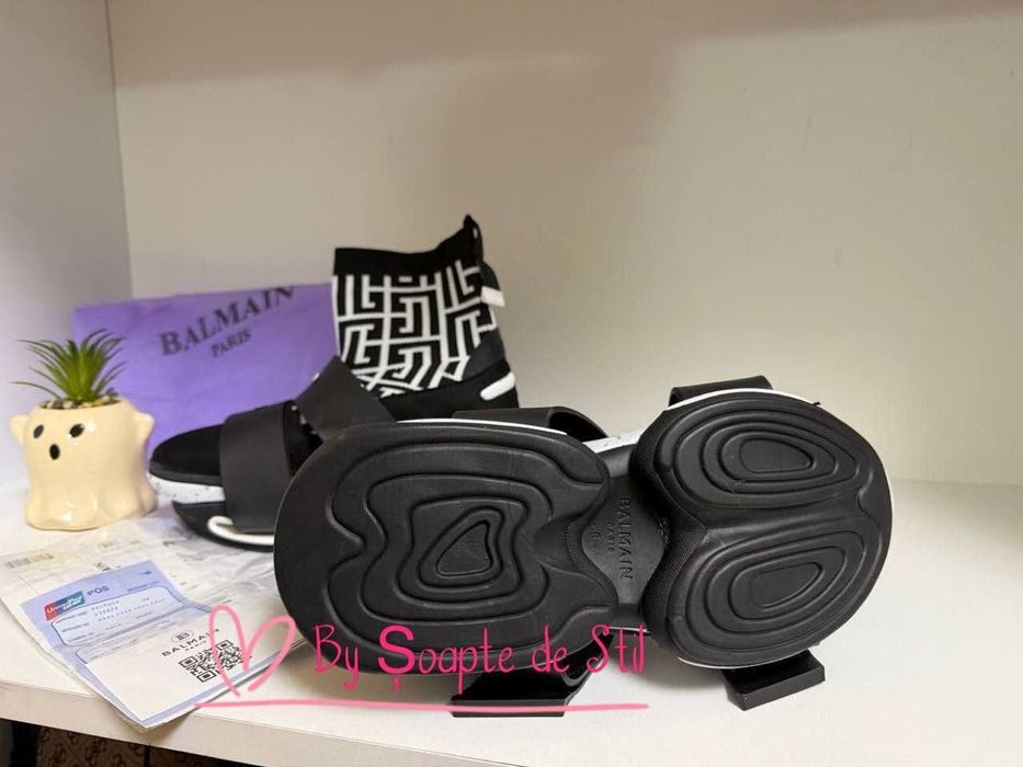 Adidași damă negri