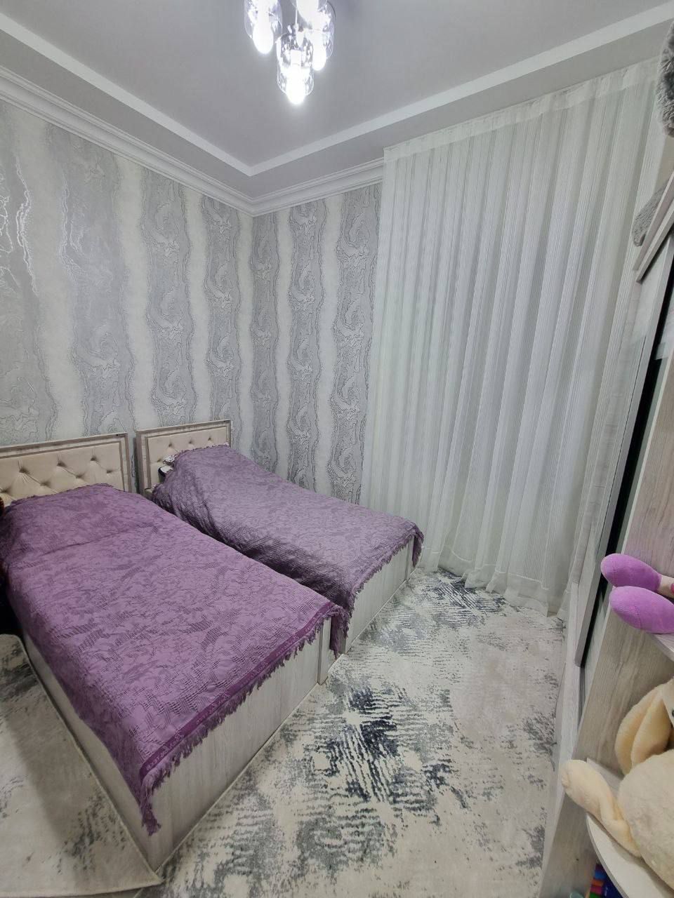 Срочни чоштепа катеж сотилади