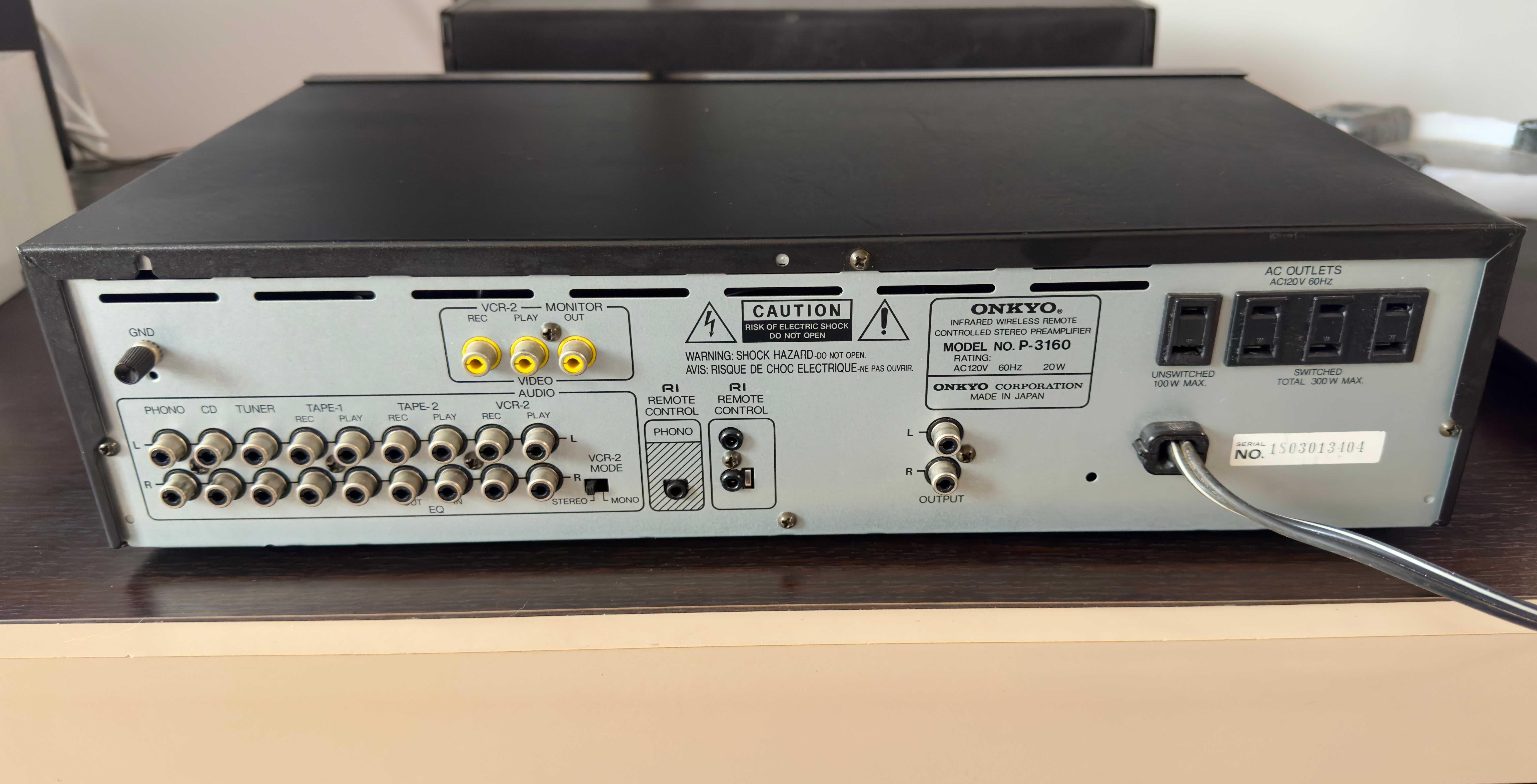 Preamplificator Onkyo P-3160 impecabil ideal pentru pickup vinil