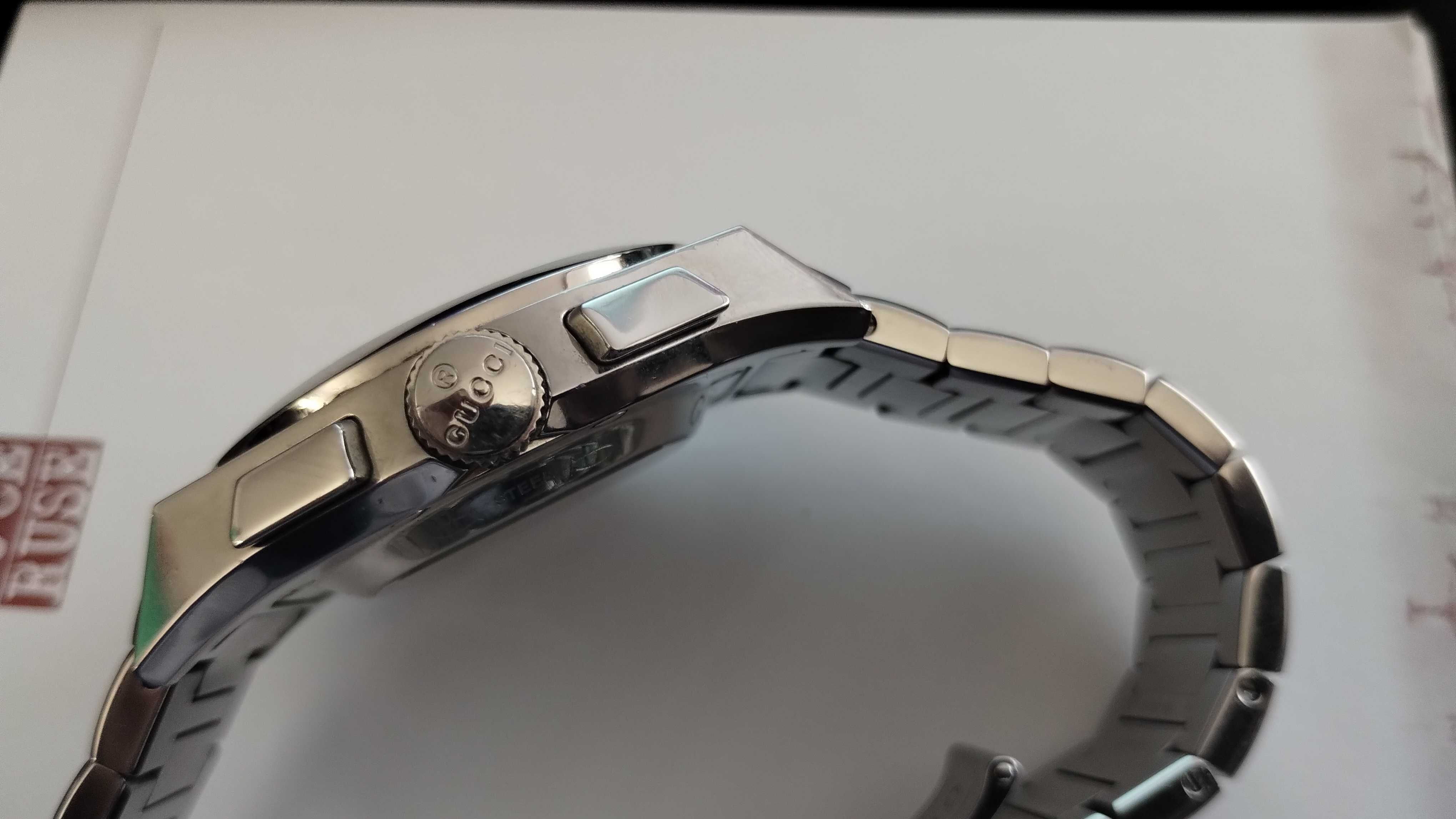 Часовник Gucci Pantheon Valjoux 7750 44mm