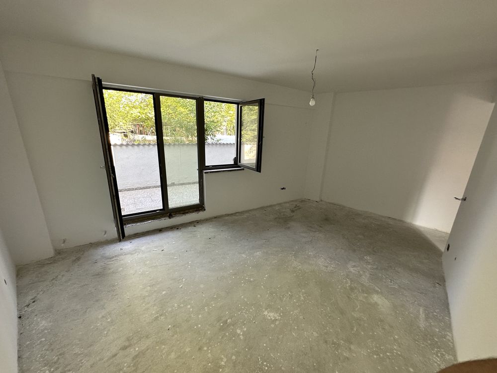 Apartament 3 Camere Parter 75m utili Plus Terasa 27m , Bucurestii Noi