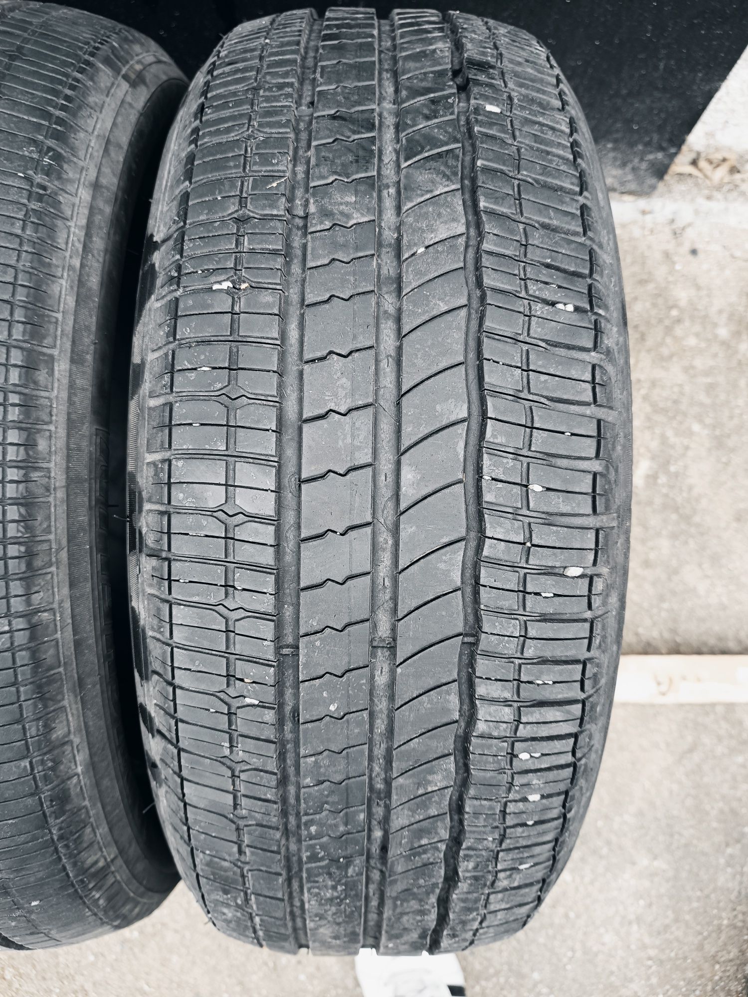 195/55/16,michelin,6-7mm,dot 3418