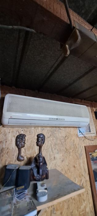 Климатик LG 18000