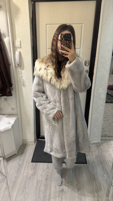 Продаю норковую шубу (Италия)