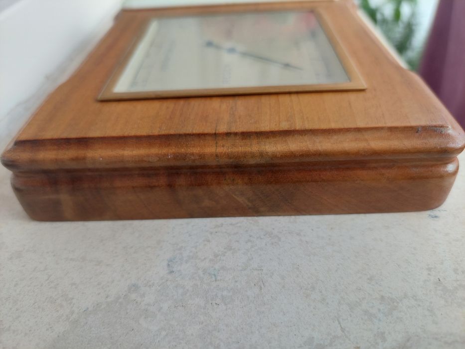 Барометър+Термометър West Germany от 90 те години размери-18см/ 14см