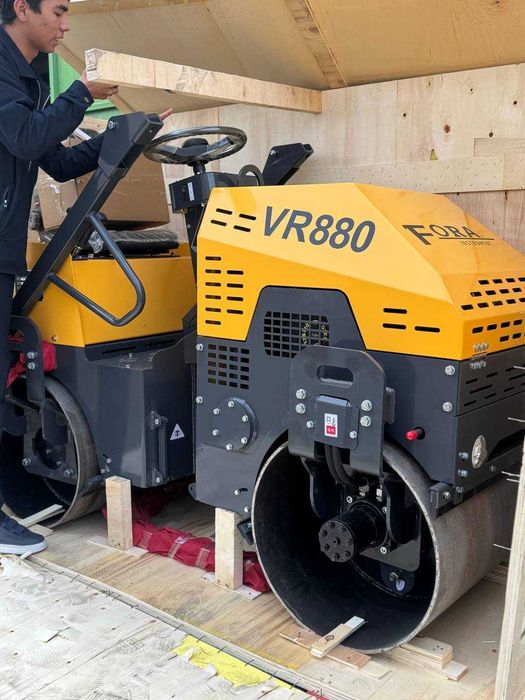 Vibrokatok 1 tonnalik