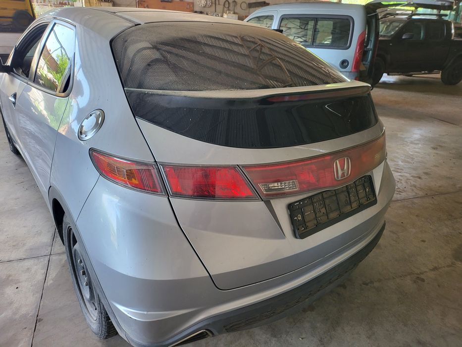 Хонда сивик 2.2 дизел НА ЧАСТИ