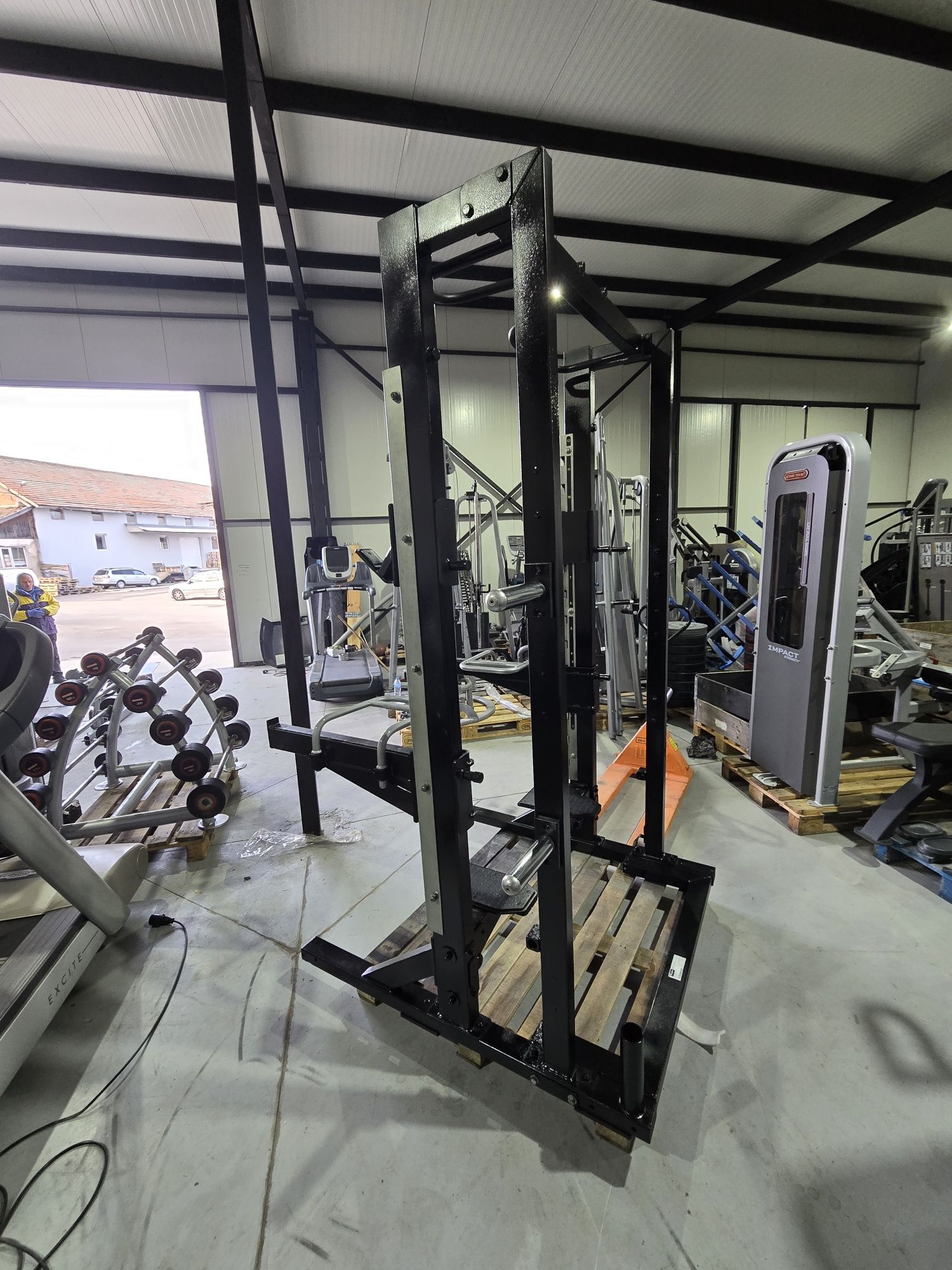 Technogym техноджим half rack клеткаа клек професионална рециклирана