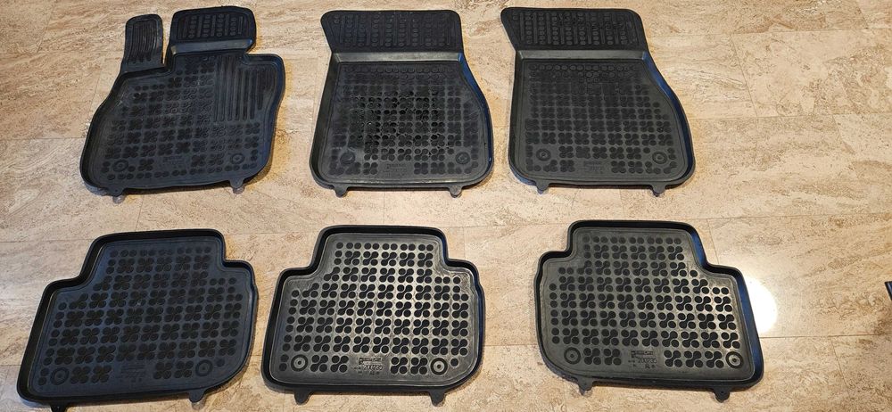 Стелки за кола RIGUM/ Rezaw plast