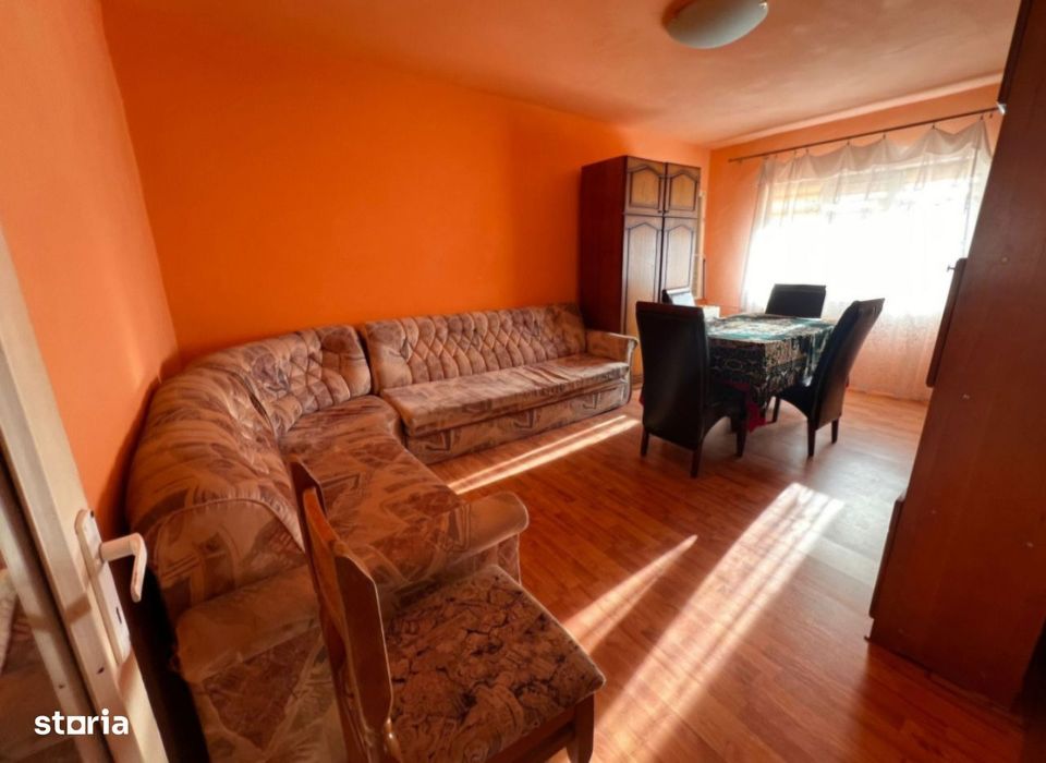 Apartament 2 decomandate în Craiovița Nouă