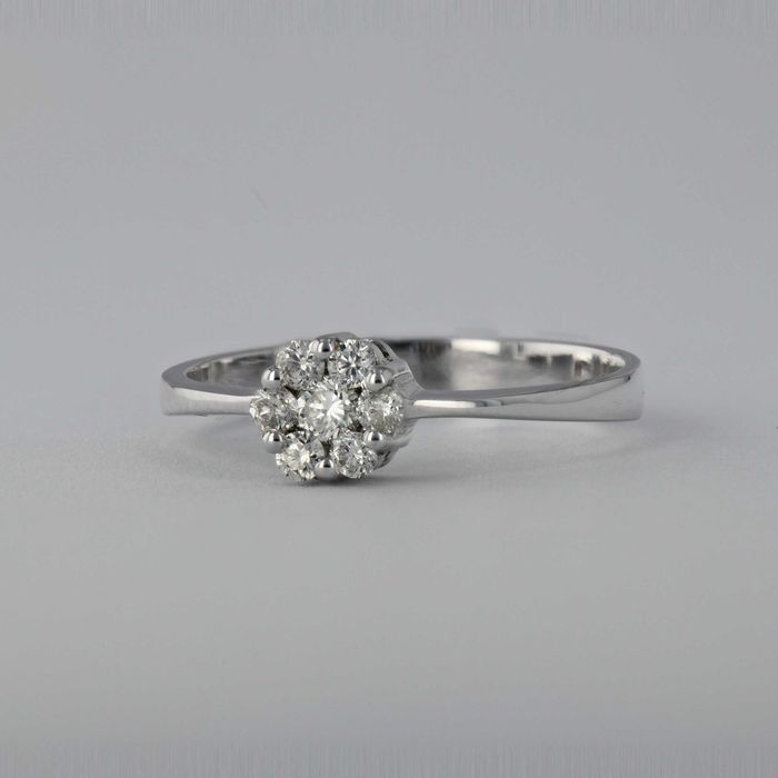 Inel de aur alb 18k, cu diamante, 2,35 grame-cod 1851