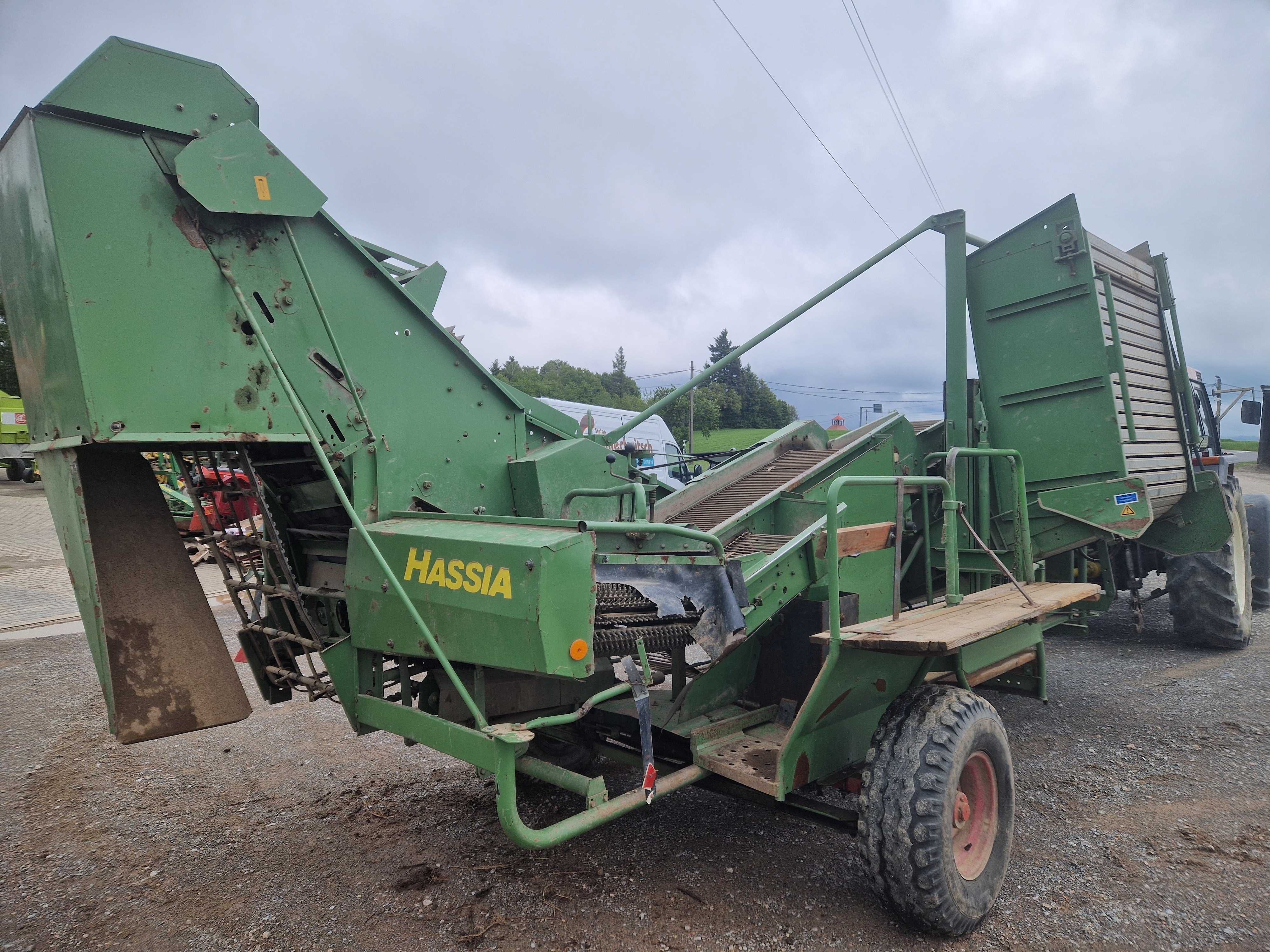 Combina masina de recoltat cartofi Hassia Wuhlmaus 1033 Grimme