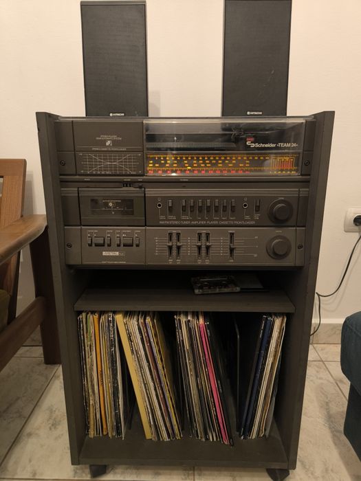 Schneider TEAM24 combina cu amplificator pick-up radio casetofon