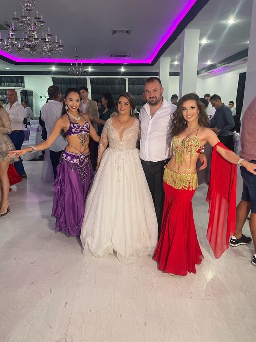 Dansatori profesionisti