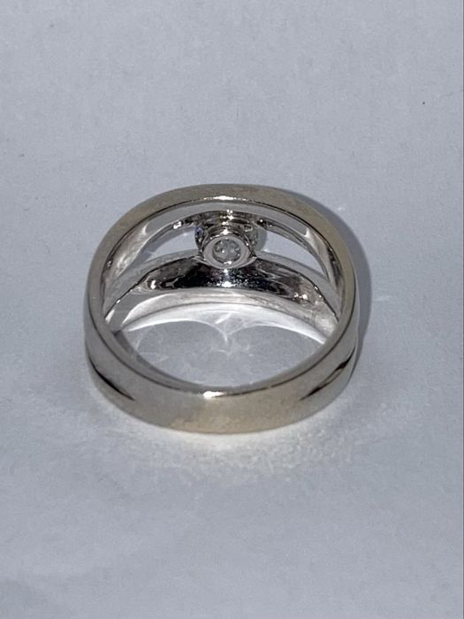 Inel aur alb 18kt.cu diamant 0.55ct