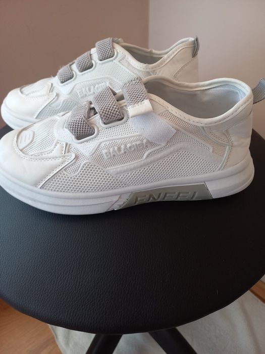 Ортопедични маратонки