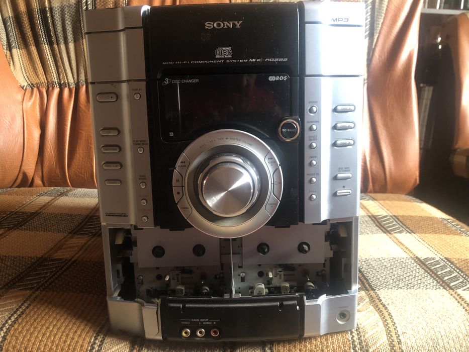Vand combina sony hcd-rg222 +boxe Sony ss-j20
