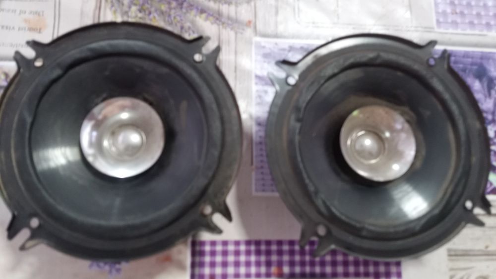 Тонколони за кола  Пайнер