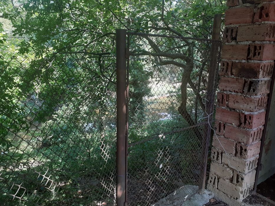 Продава се имот в регулацит