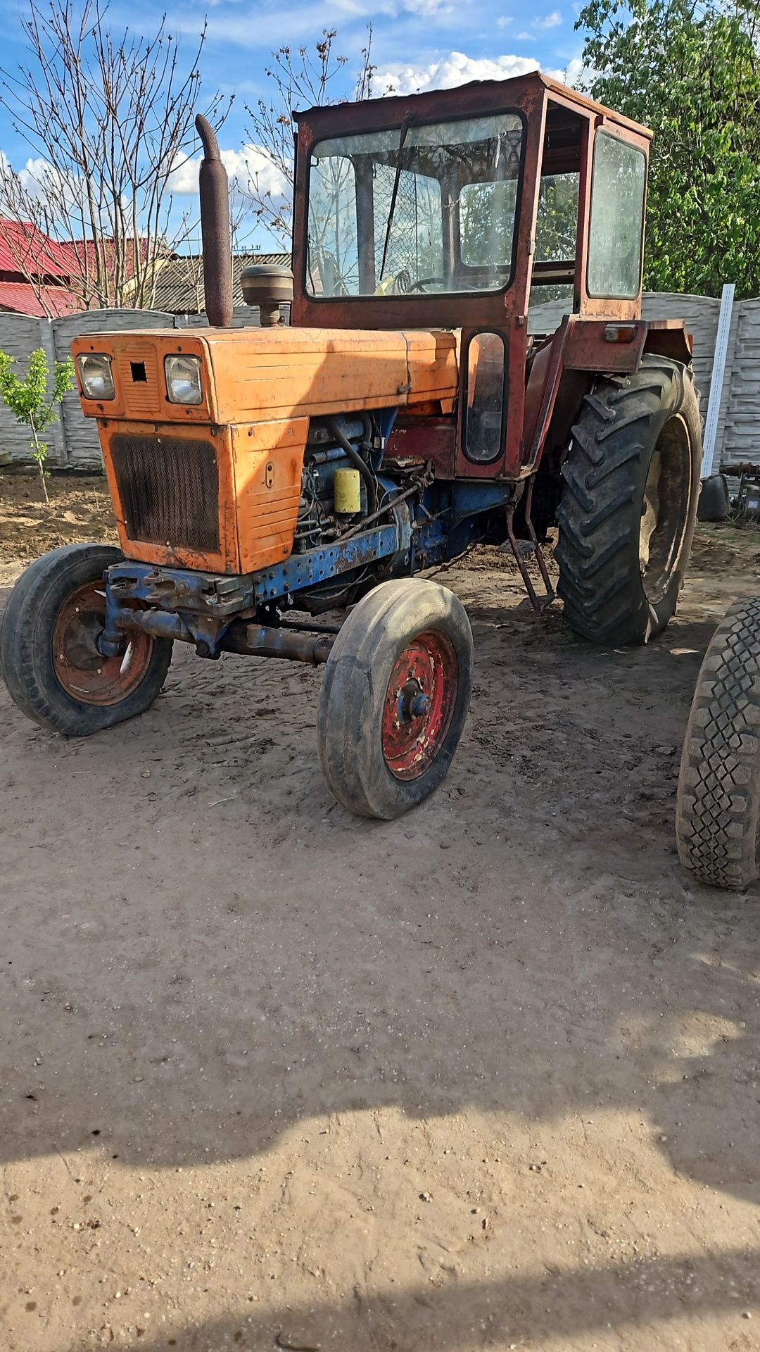 Vand tractor u650 din 92