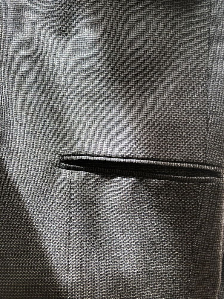 Мъжки костюм “HUGO BOSS”