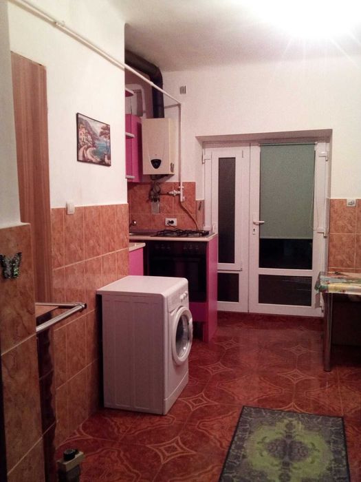 Apartament 1 camera zona Pata catedralei centru arad teatru.