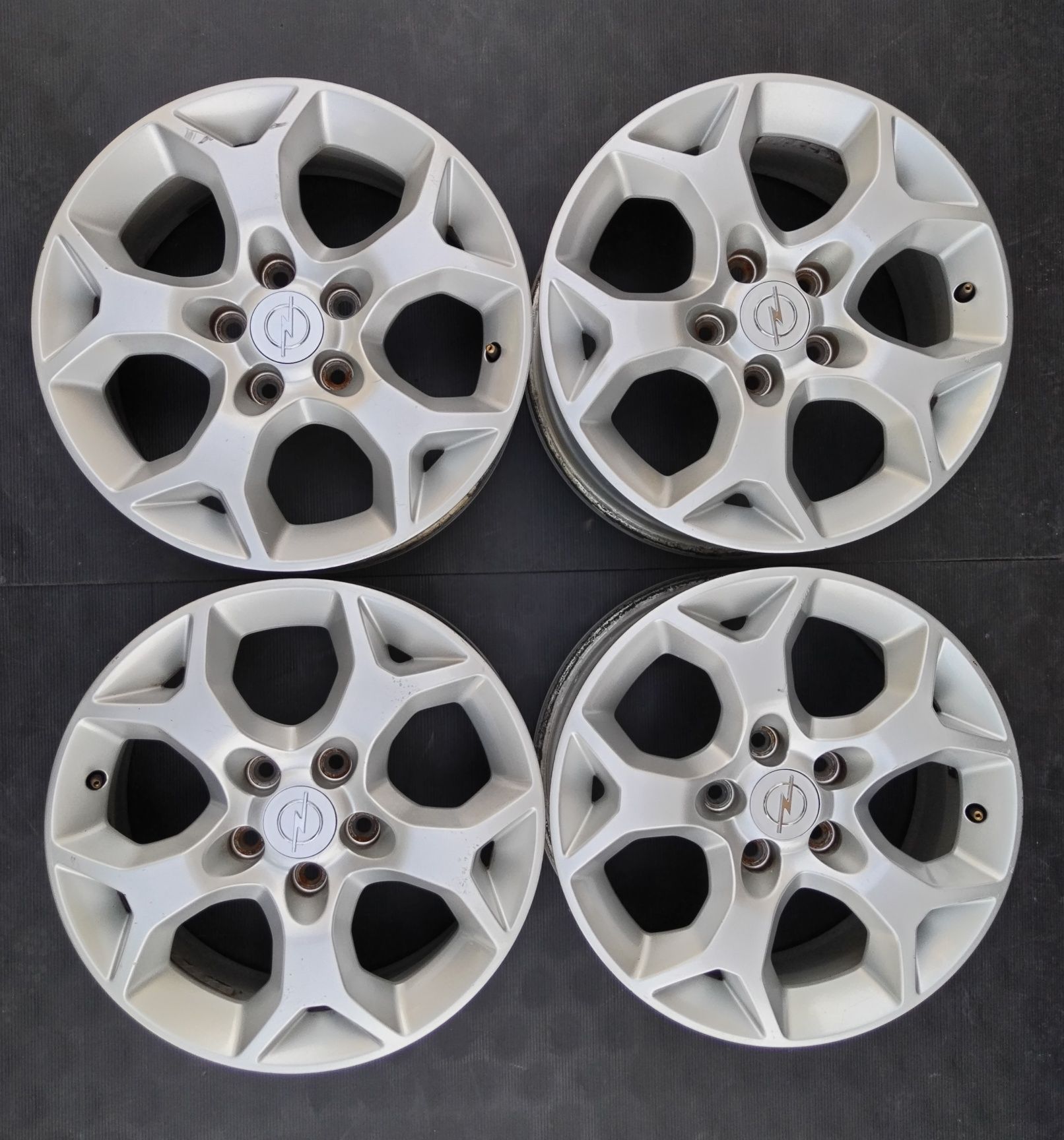 5x110 OPEL 6,5Jx16 ET37