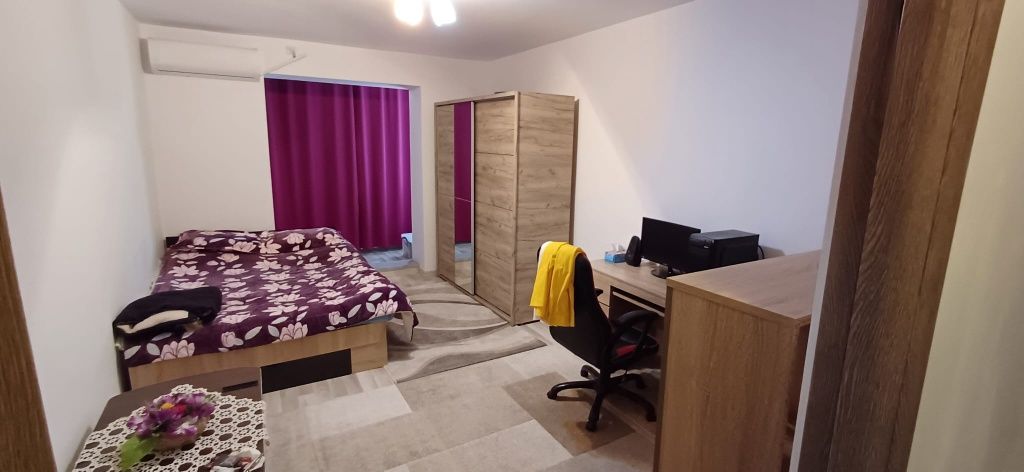 Vând apartament in Motru