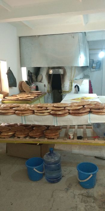 Ishlab turgan nonvoyxona sotiladi